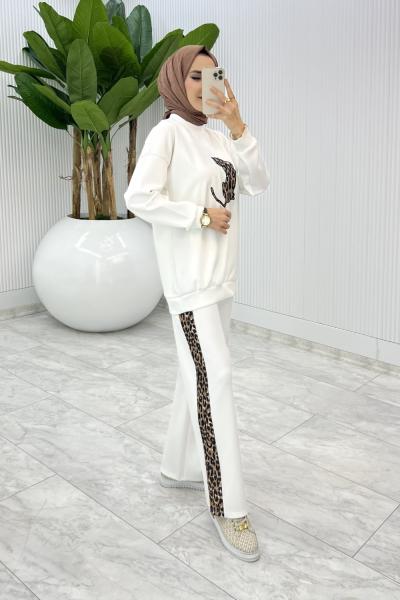 Beyaz Leoparlı Scuba Takım Tesettür Giyim  Beyaz