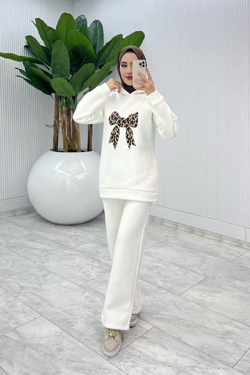 Beyaz Şardonlu Naz Takım Tesettür Giyim  Beyaz