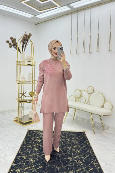 Gül Pullu Triko Takım Tesettür Giyim Gül