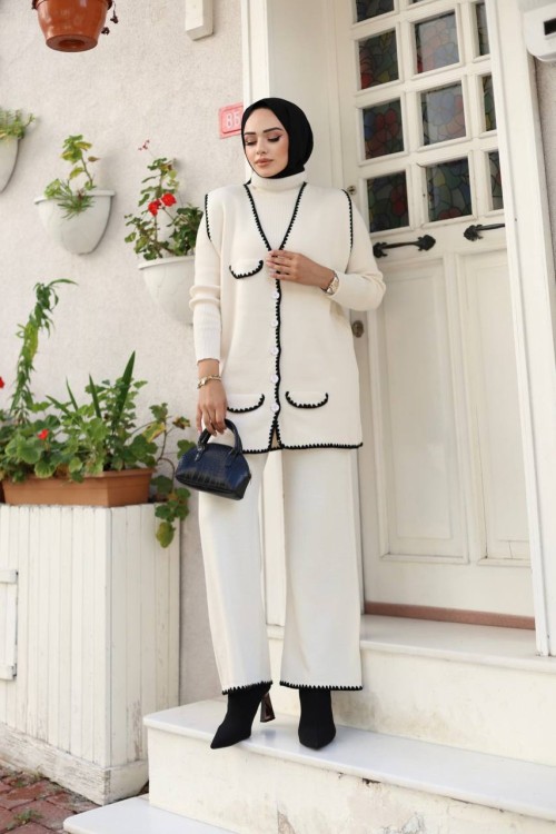 Şevval Üçlü Takım Ekru